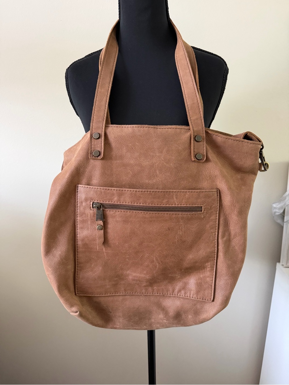Classic Brown Faux-Leather Tote Bag with Front Zip Pocket